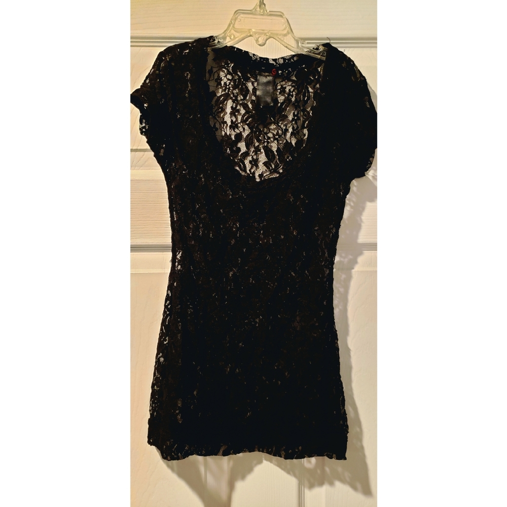 G by Guess lace top